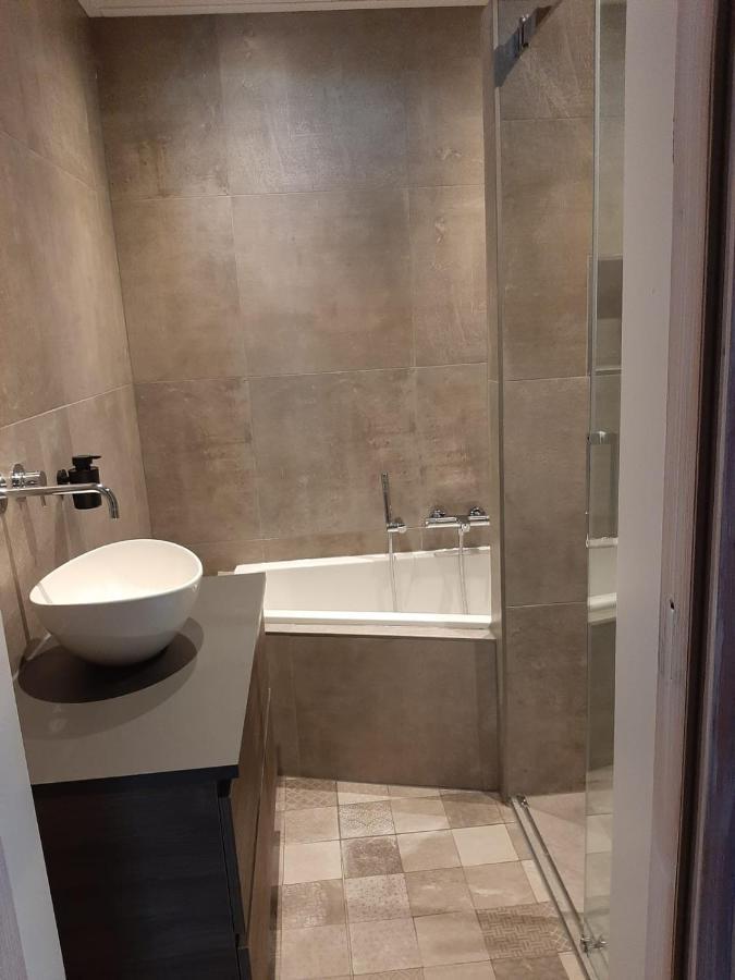 סינט אנלנד Luxe Chalet 'Wysha' מראה חיצוני תמונה